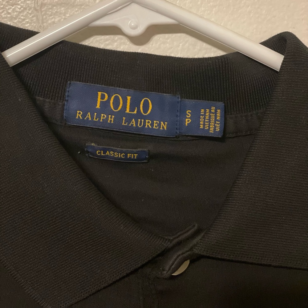 Black gently worn Ralph Lauren polo shirt size small men